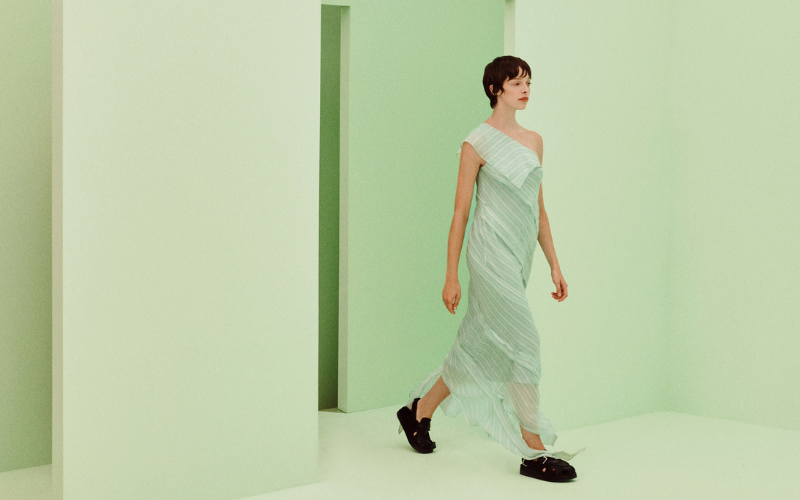 Emilia Wickstead Spring Summer 2027: Lee Krasner, l'arte e l’eleganza del momento